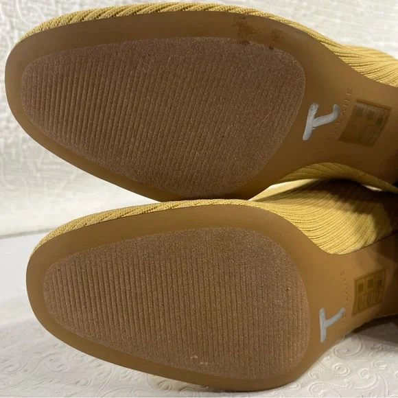 Everlane The Glove Boot Size 7 Yellow Ankle Ribbed Fabric Uppers 2 in Block Heel - Picture 11 of 16